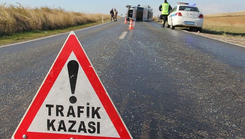 Diyarbakır’da kamyonla çarpışan pikabın sürücüsü öldü